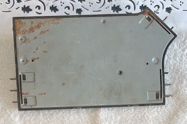 Lionel 0-27 1122 RC Switch Right. No Remote. C-6 Very Good. Serviced/Tested!!