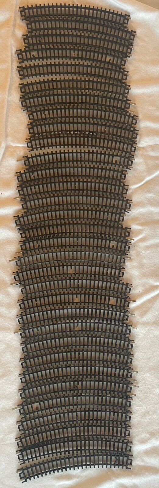 N Scale Atlas 2510 Curved Track 32 Pieces 9.75 in Radius Code 80. C-6 VG