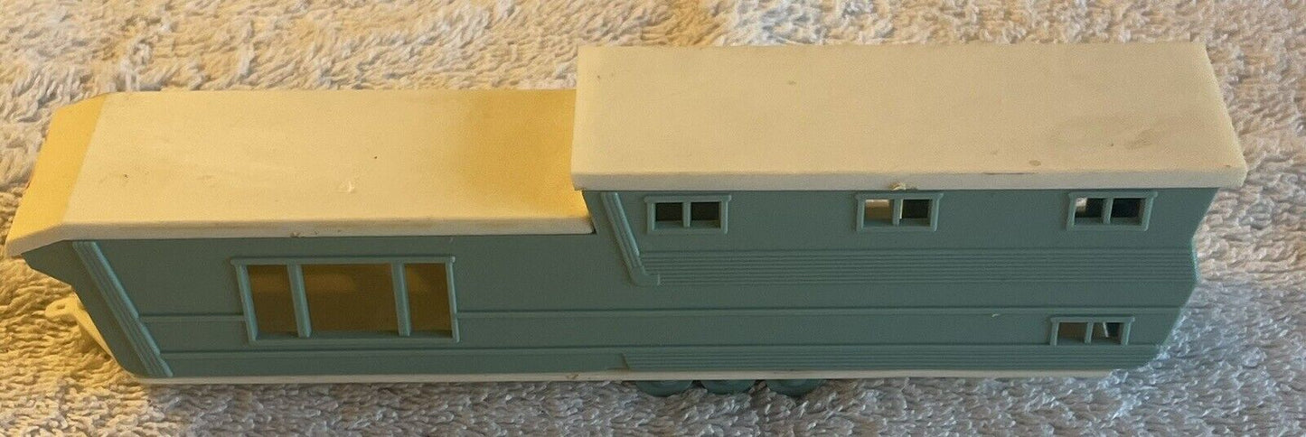 HO Scale Plasticville 2616-100 House Trailer. Assembled. C-5 Good Condition