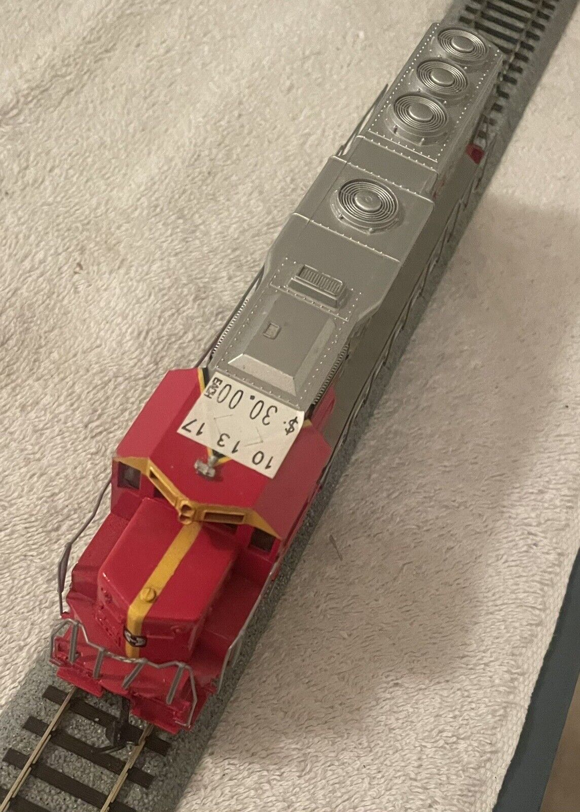 Bachmann HO Scale 6067 ATSF Santa Fe EMD GP 40 Diesel Locomotive - 63502