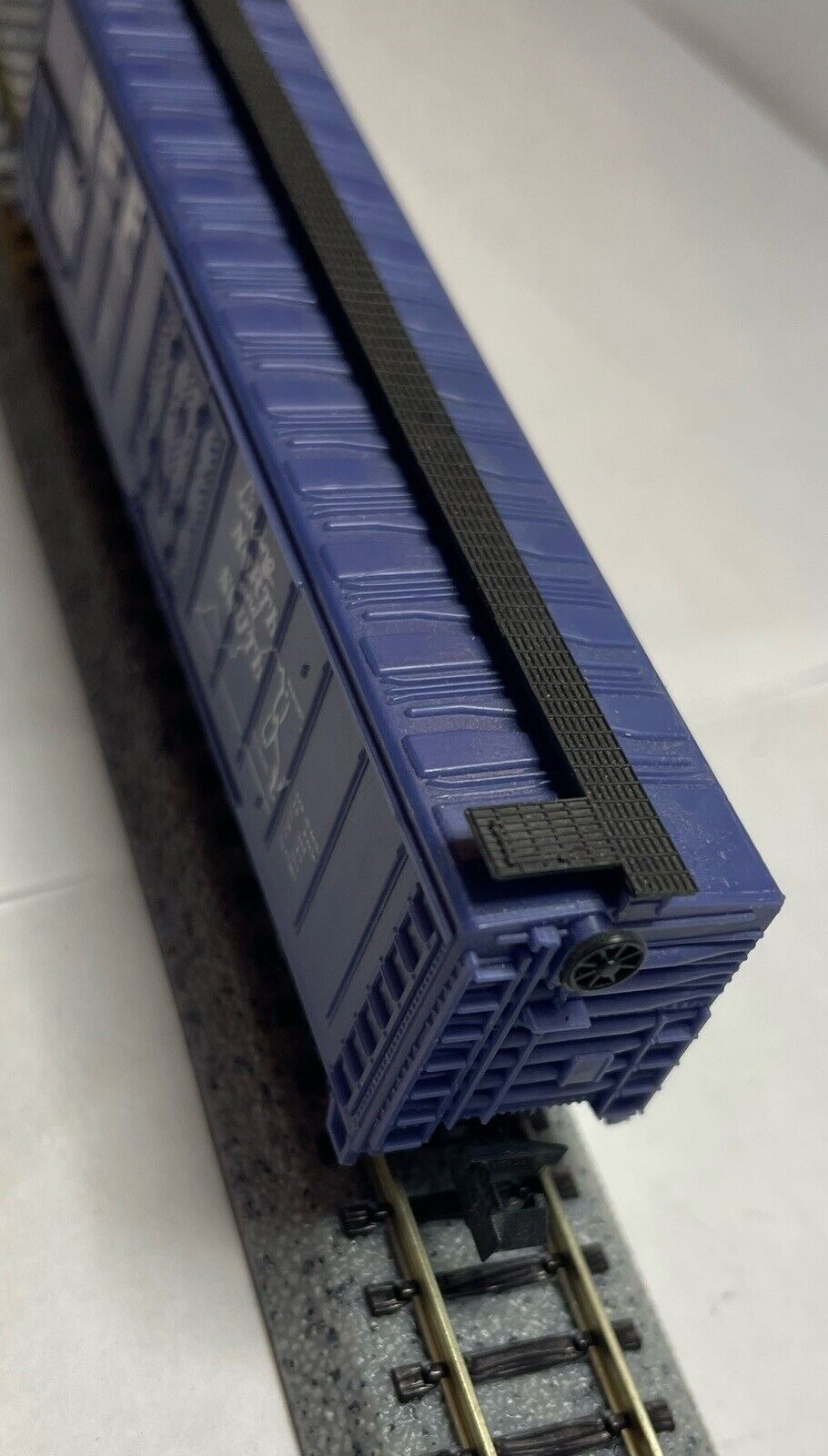 N Scale Life-Like 7735 RF&P 50' Boxcar #2802. C-7 Excellent