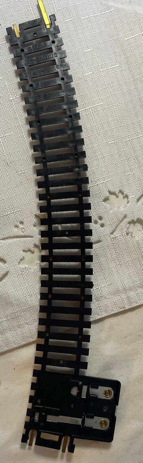 Atlas 18" R Curved Terminal