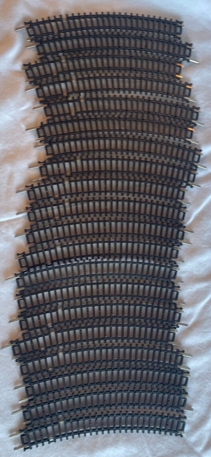 N Scale Model Power / GT 9 3/4 in radius 20 pieces Curved Track C-6 VG Condition