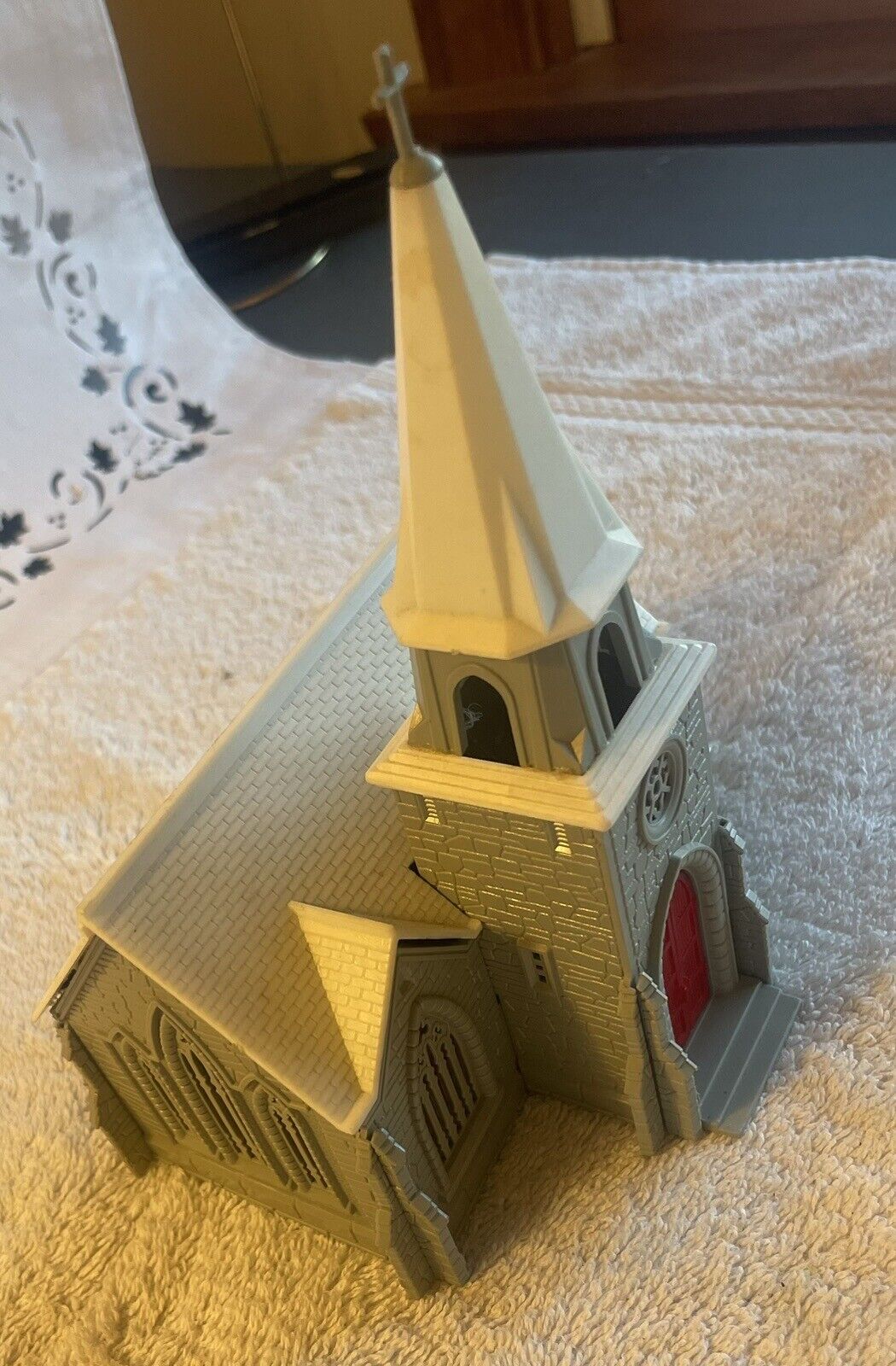 HO Scale Plasticville 45192 Classic Cathedral. Assembled. C-5 Good Condition