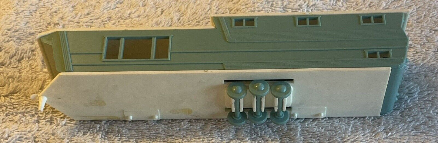 HO Scale Plasticville 2616-100 House Trailer. Assembled. C-5 Good Condition