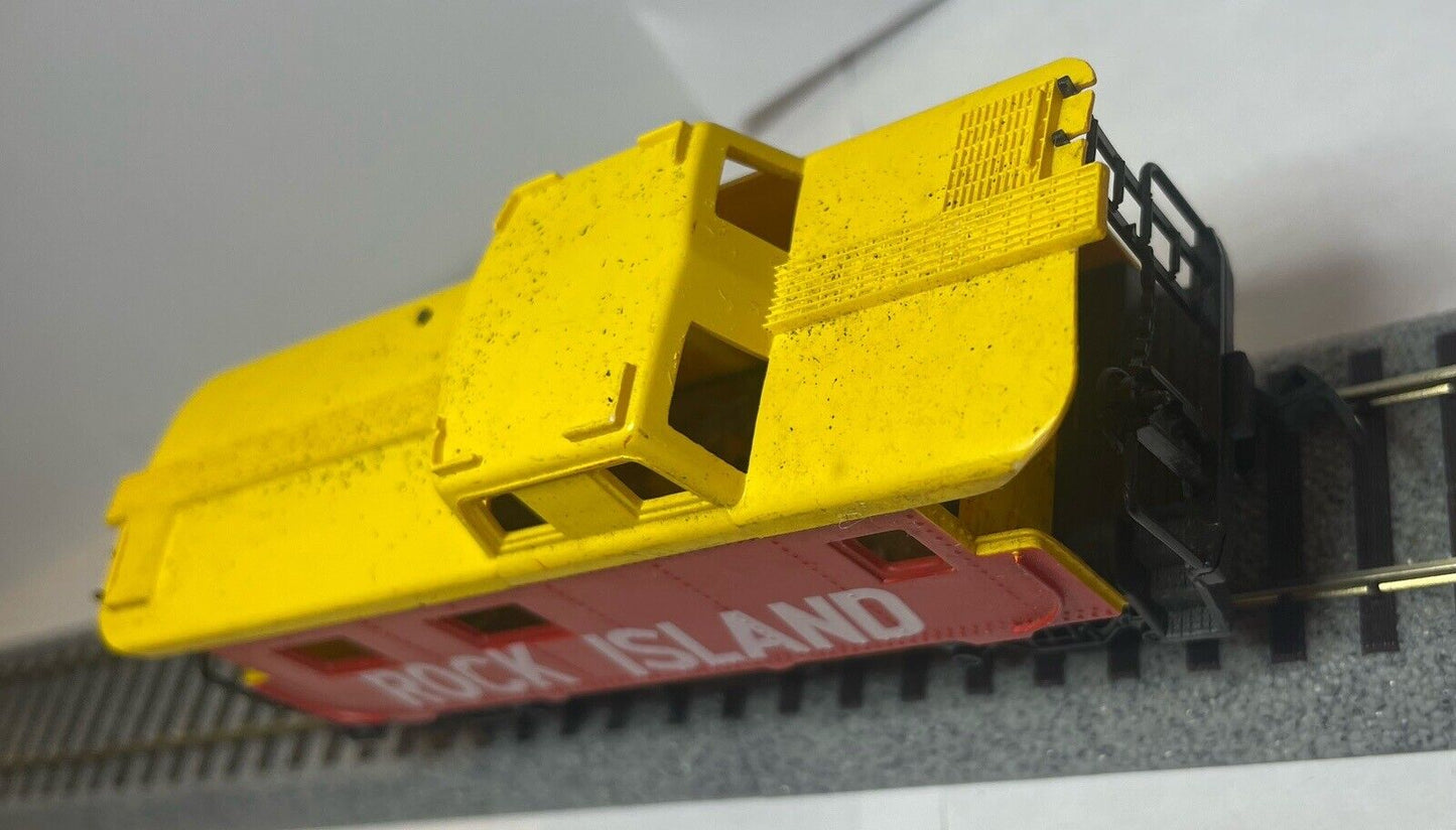 HO Scale TYCO 327-10 Rock Island Caboose