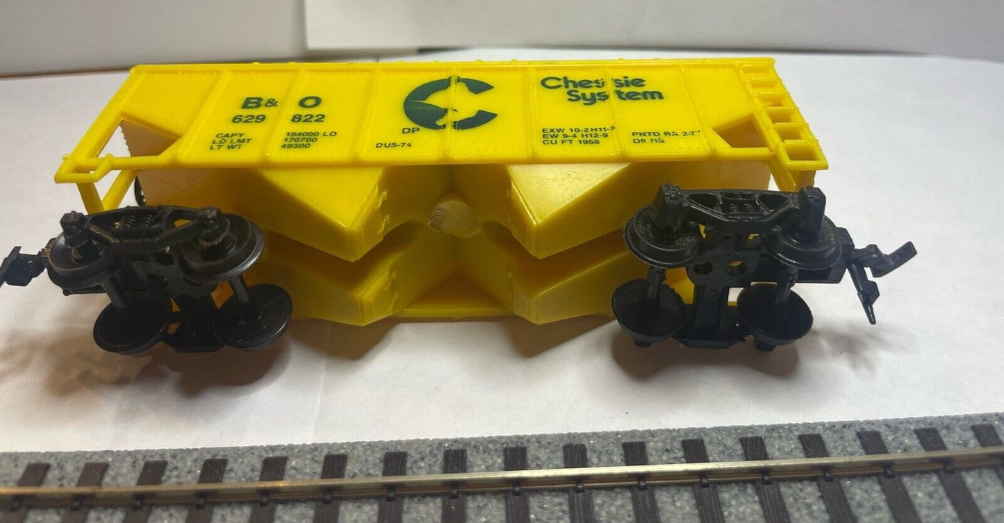 HO Scale Chessie System Covered Hopper #629822