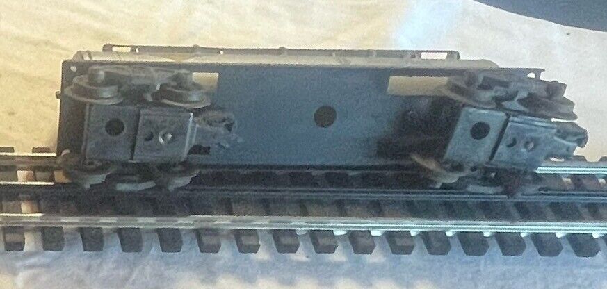 🚂Lionel 6465 Sunoco Tank Car, Silver. C-5 Good Condition Tested