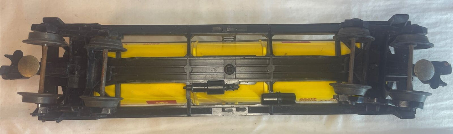 🚂 O Gauge Lionel 9152 Shell Tank Car, yellow. C-4 Fair (missing top piece)