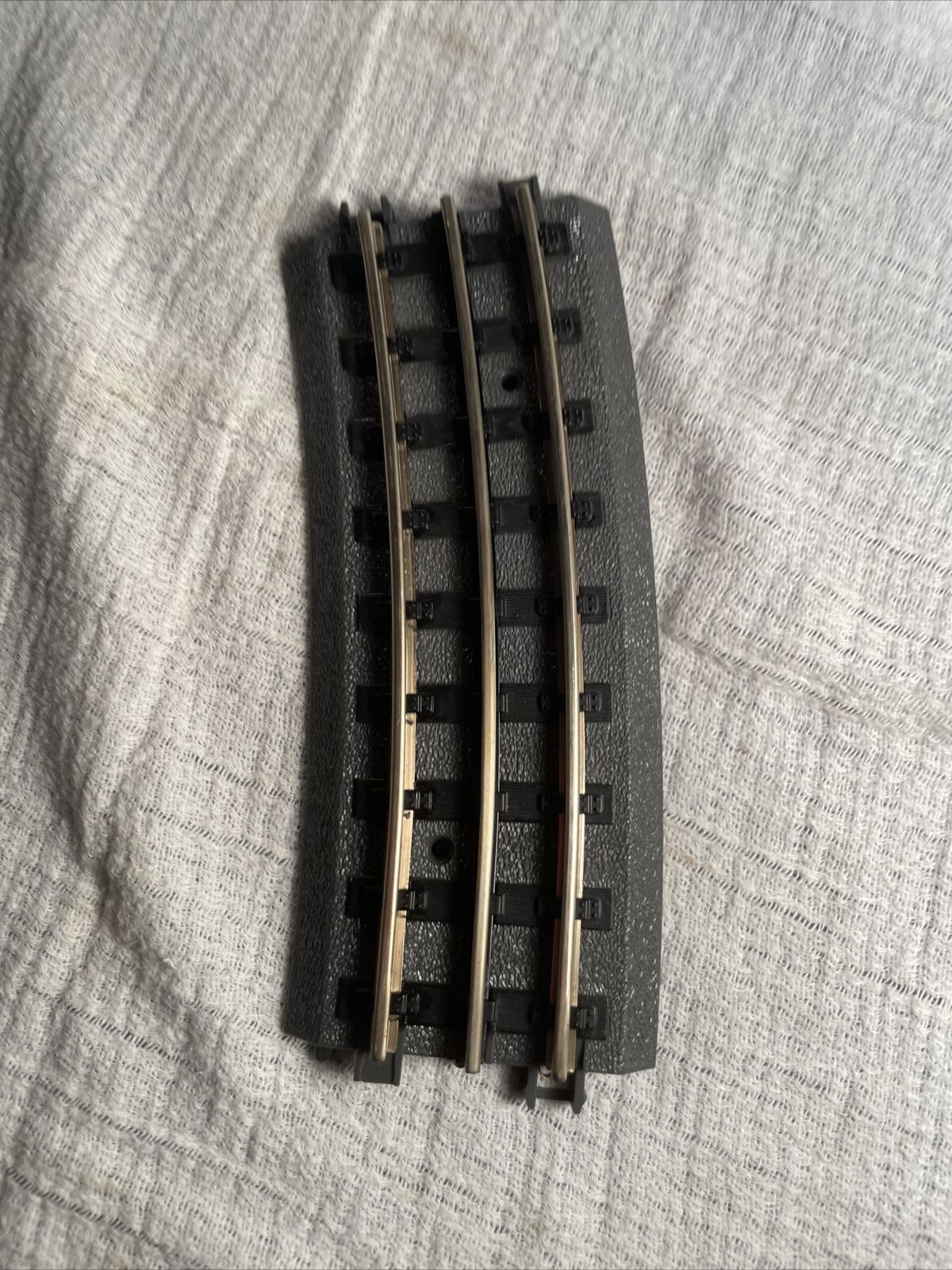 MTH 40-1057 RealTrax O54 1/2 Curved Track. Brand New!! Sold By The Piece.