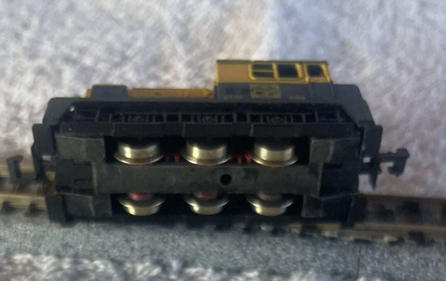 N Scale Atlas 2161 ATSF WDT Switcher #332. C-6 Runs OK. Serviced/Tested!