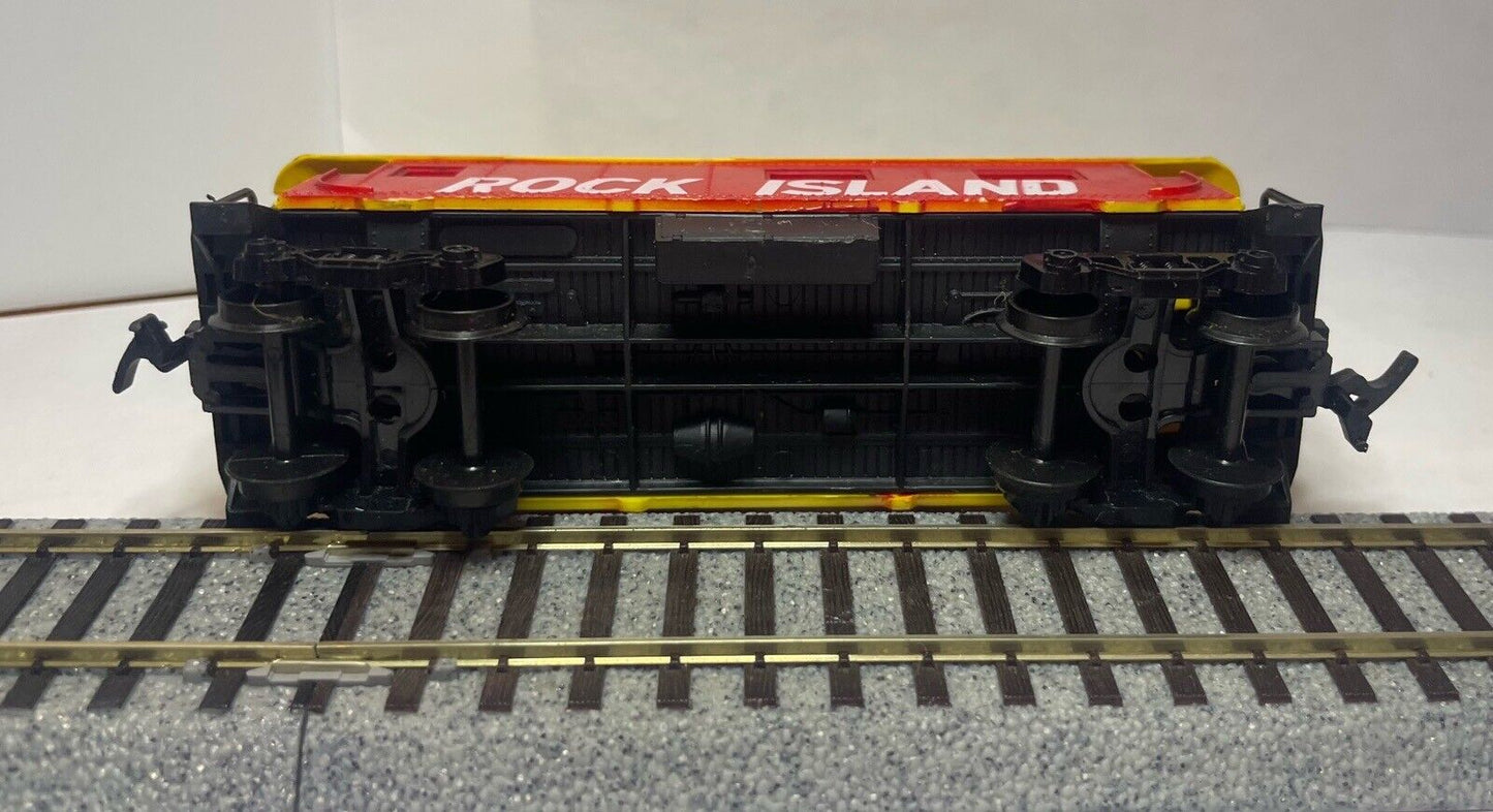 HO Scale TYCO 327-10 Rock Island Caboose