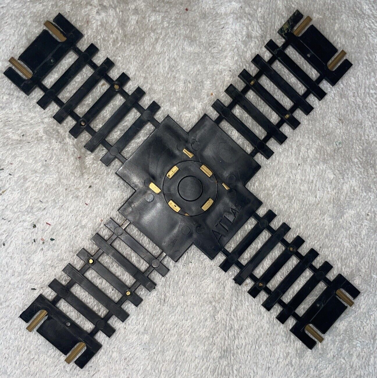 HO Scale Atlas #41 Snap-Track 90 Degree Crossover Code 100 C-7 Excellent!