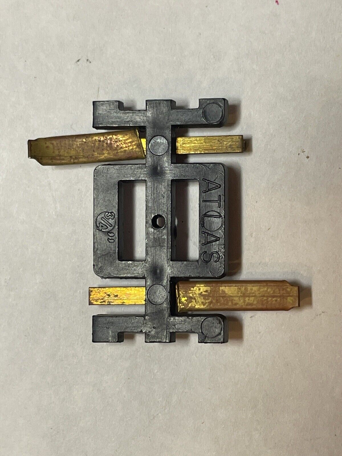 HO Scale Atlas 3/4" Straight Brass Snap Track (Sold by the piece) C-6 VG