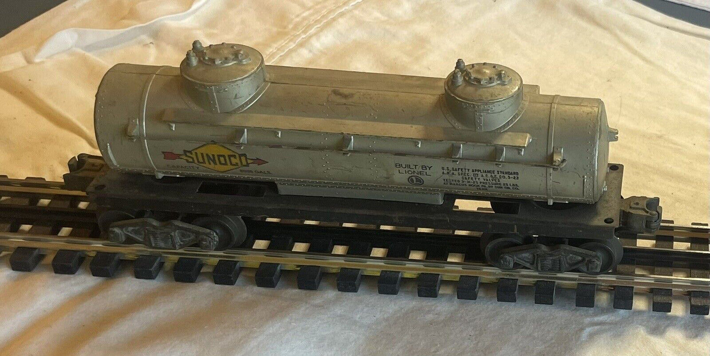🚂Lionel 6465 Sunoco Tank Car, Silver. C-5 Good Condition Tested