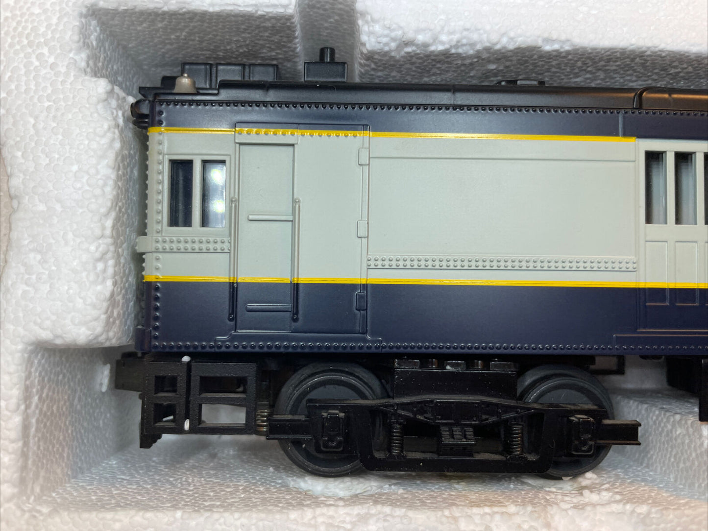 MTH  30-2134-0 Baltimore & Ohio Doodlebug Diesel Engine w/Horn  NIB!!