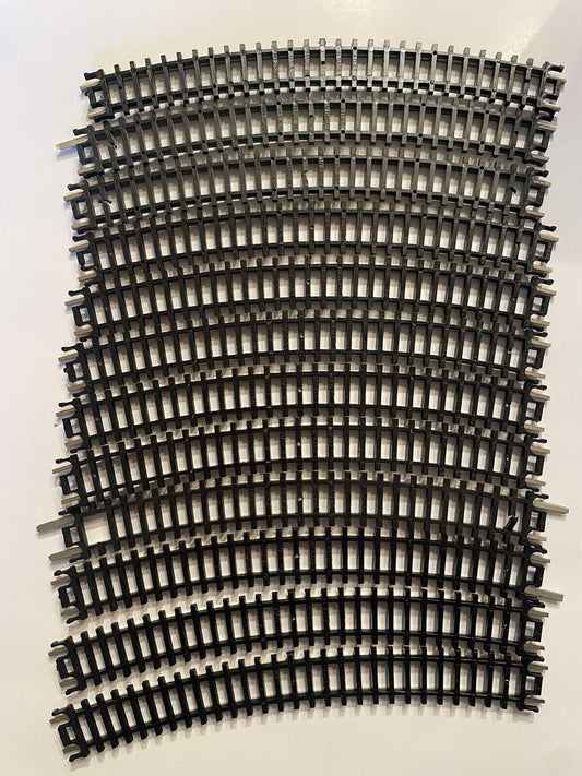 N Scale Atlas 2520 11" Radius 12 Pieces Curved Track C-6 Very Good Condition
