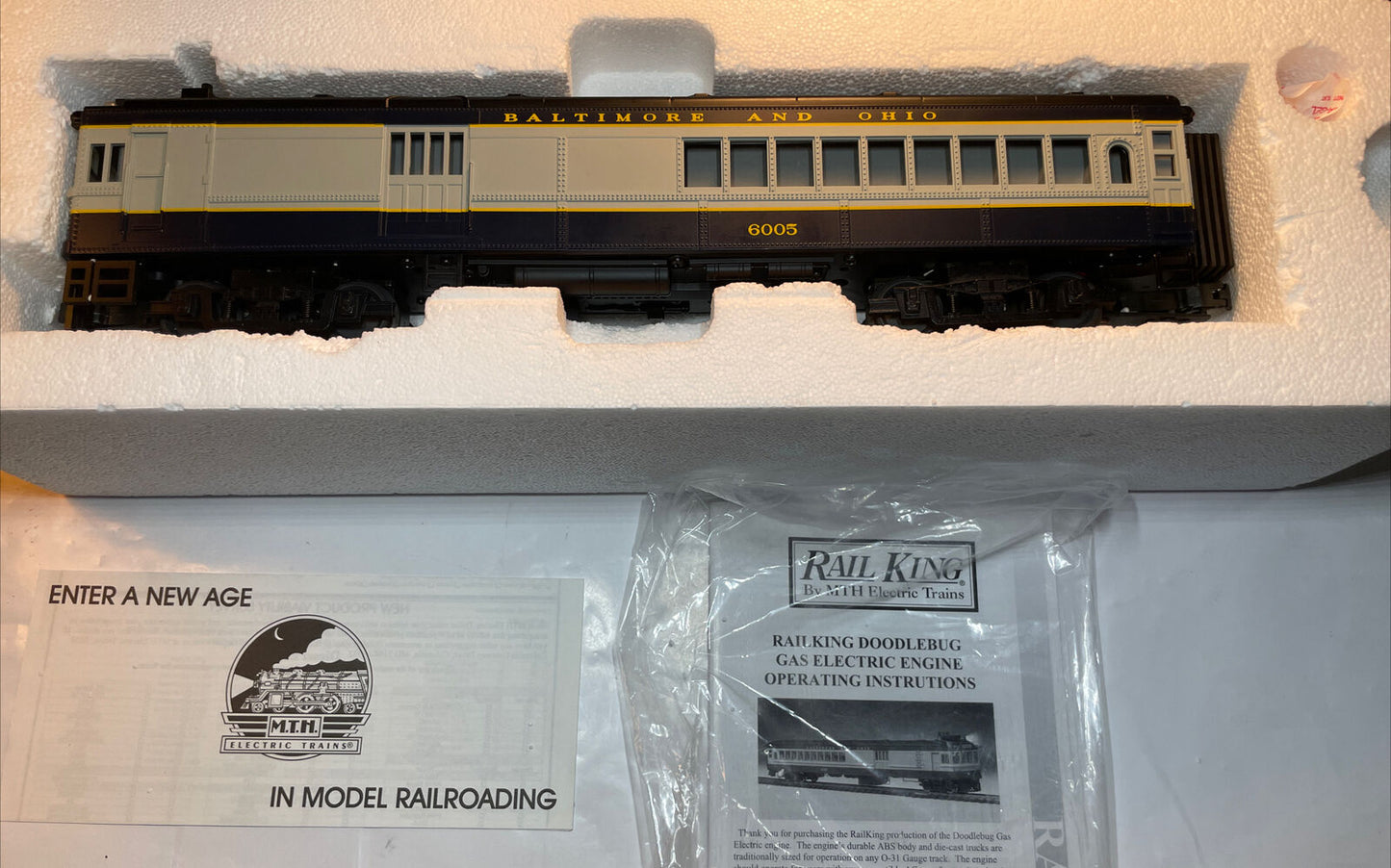 MTH  30-2134-0 Baltimore & Ohio Doodlebug Diesel Engine w/Horn  NIB!!