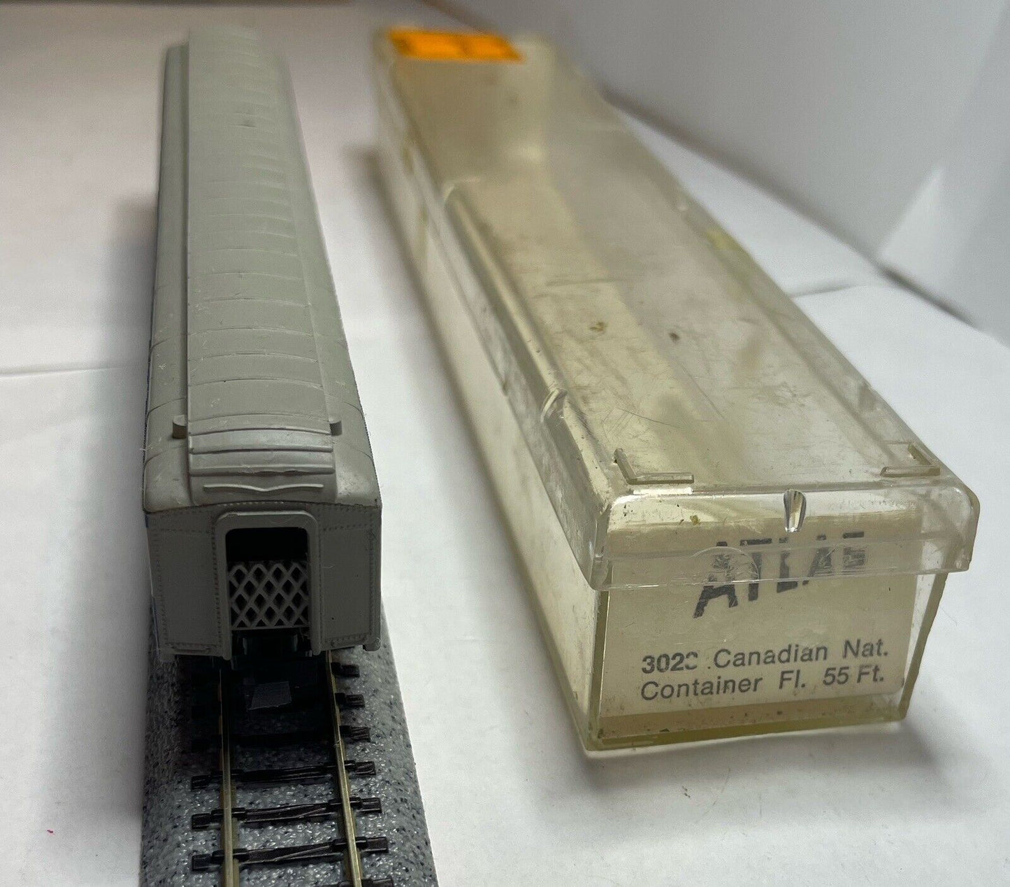 N Scale - Atlas - 2612 - Passenger Car, Heavyweight, Combine - Baltimore & Ohio