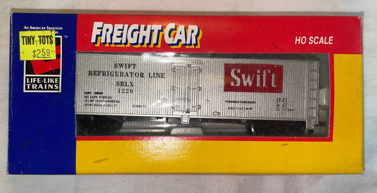 HO Scale TYCO 329A Swift SLRX #4226 Boxcar C-8 LN (in non-original box)