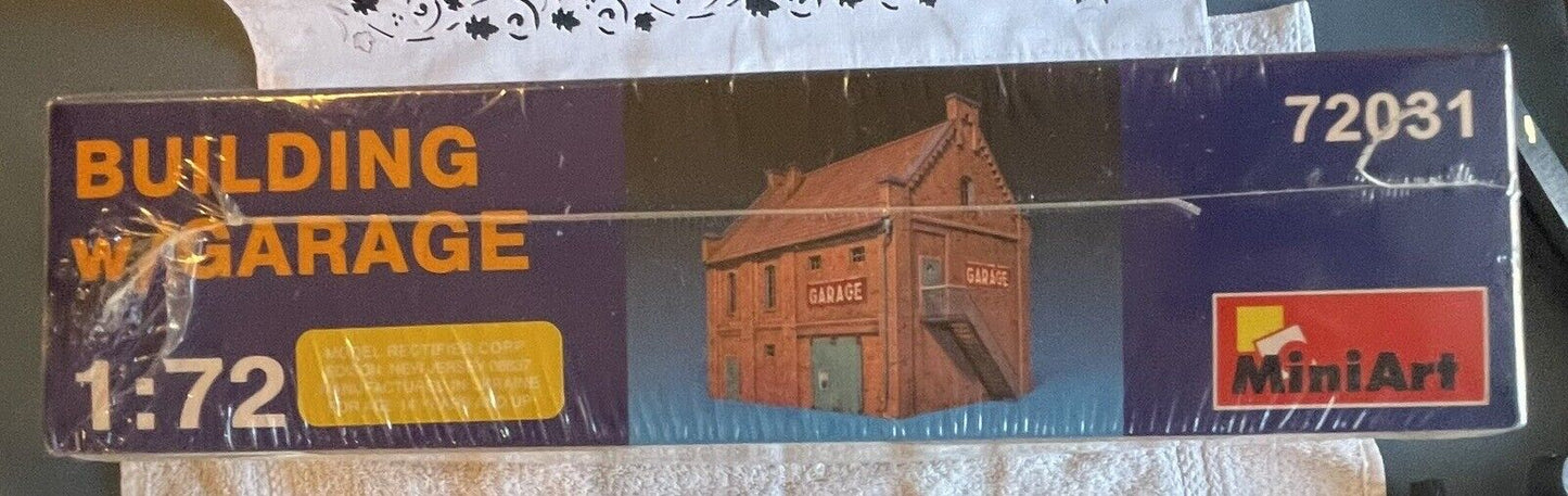 HO Scale MiniArt 72031 Buiding With Garage. Sealed / Brand New in Original Box!