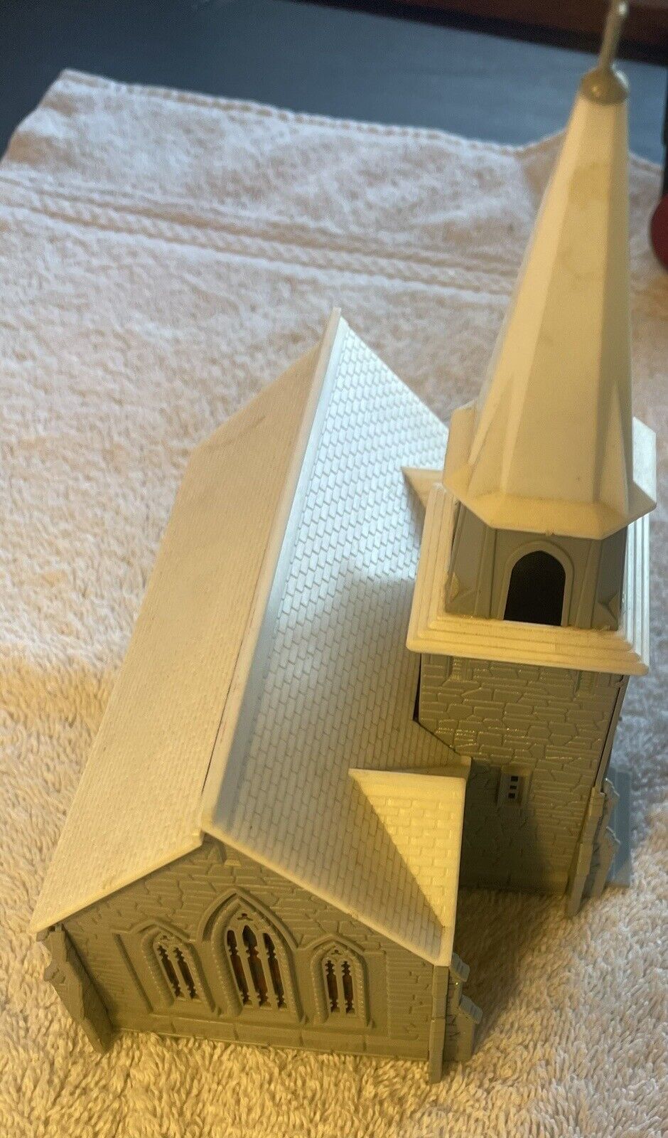 HO Scale Plasticville 45192 Classic Cathedral. Assembled. C-5 Good Condition