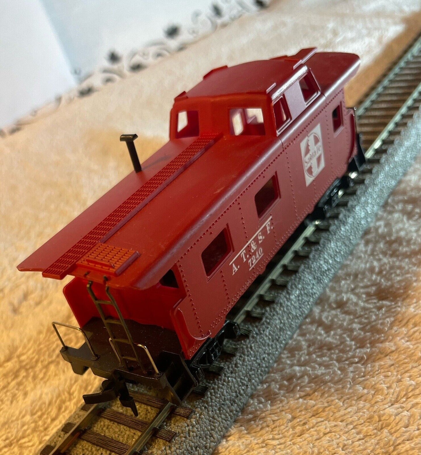 HO Scale TYCO ATSF Caboose #7240 C-7 Excellent Condition