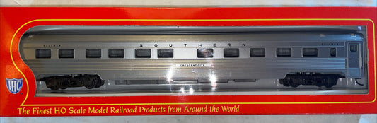 HO Scale IHC 6802-1 Southern Corrugated Roomette Crescent City. C-7 Excellent OB